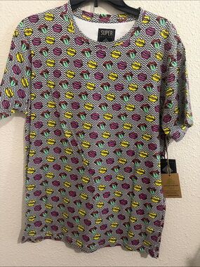 Super Massive Men’s Short-Sleeve Lip Print Tee  Size M